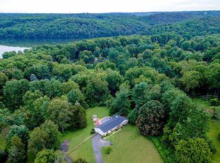 13412 Cambria Farms Rd, Phoenix, MD 21131