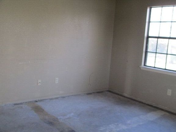 4th image of 23819 Camino Angosto