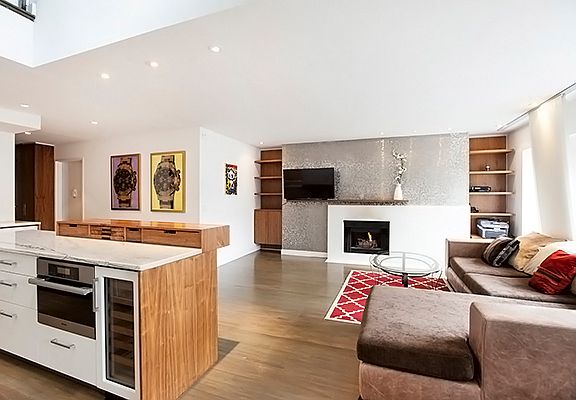 3rd image of 65 Thompson St APT 6