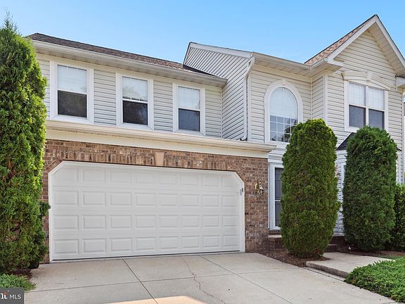 3rd image of 1007 Wheatfield Dr