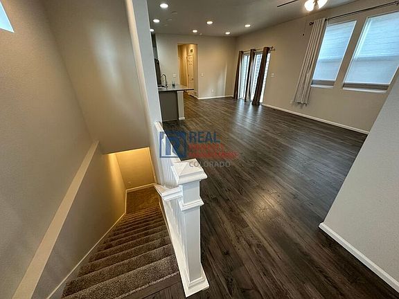 3rd image of 6634 N Cathay St