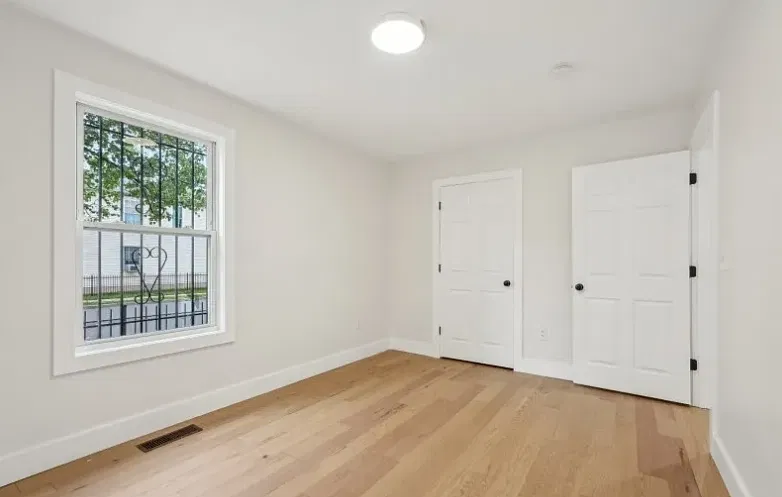 2 bed, 2268 sqft, $2,500 — Photo 2