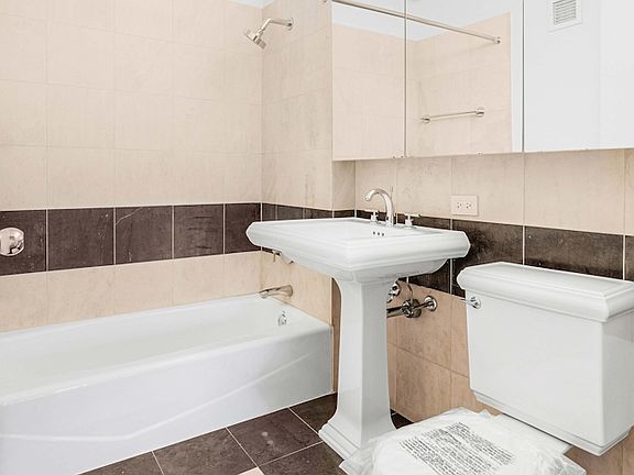 5th image of 1 Union Sq S APT 18B