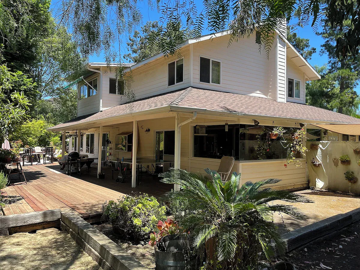 1727 Sylvania Ln — Photo 1