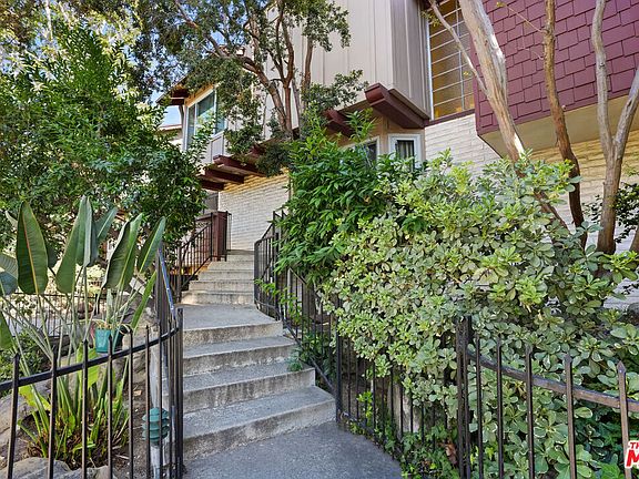 2nd image of 11912 Riverside Dr Unit 12