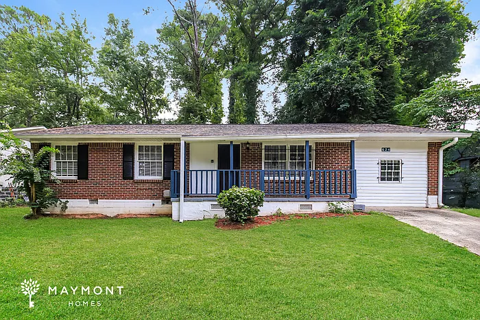 624 Robert E Lee Pkwy