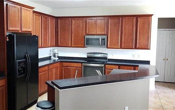 3rd image of 4628 Yellow Bay Dr