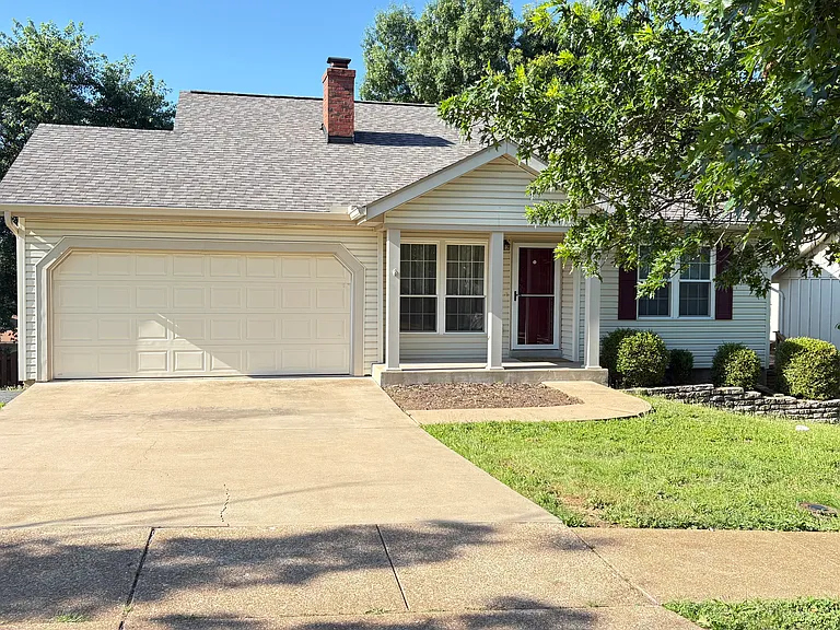 430 Brightfield Trl — Photo 1