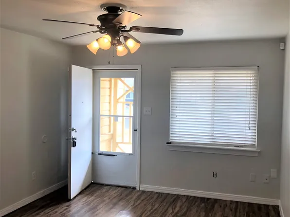 4006 36th St APT A, Lubbock, TX 79413