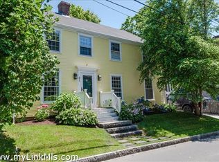 21 Lily St, Nantucket, MA 02554
