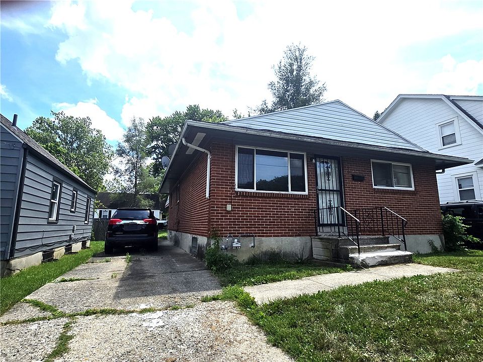 2nd image of 4106 W 2nd St