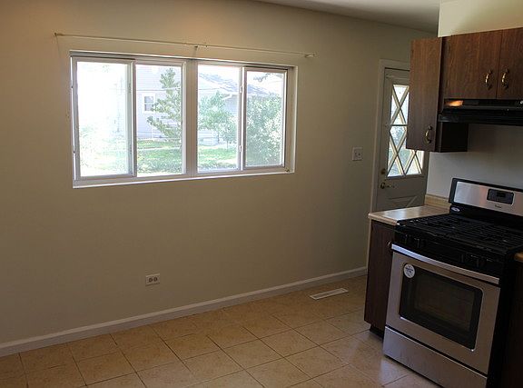 2nd image of 1655 Amy Ave