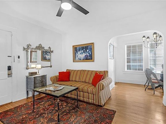 5th image of 1602 Government St APT 1B