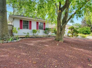 27 Park Pl, Brick, NJ 08724