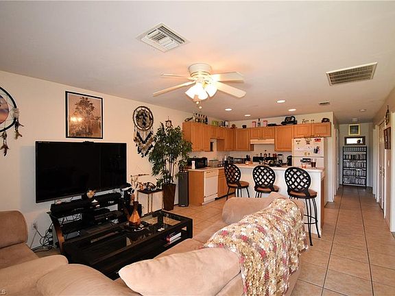 2nd image of 441/443 Linden Ave S #441/443