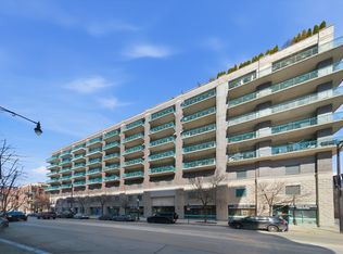 910 W Madison St APT 803, Chicago, IL 60607
