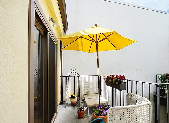 Rented by null | media 8