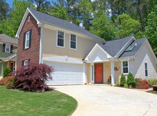 561 N Fairfield Dr, Peachtree City, GA 30269