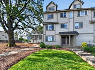 17022 SW Lemongrass Ln, Beaverton, OR 97007