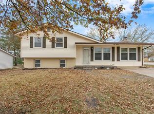 800 S Water St, Liberty, MO 64068