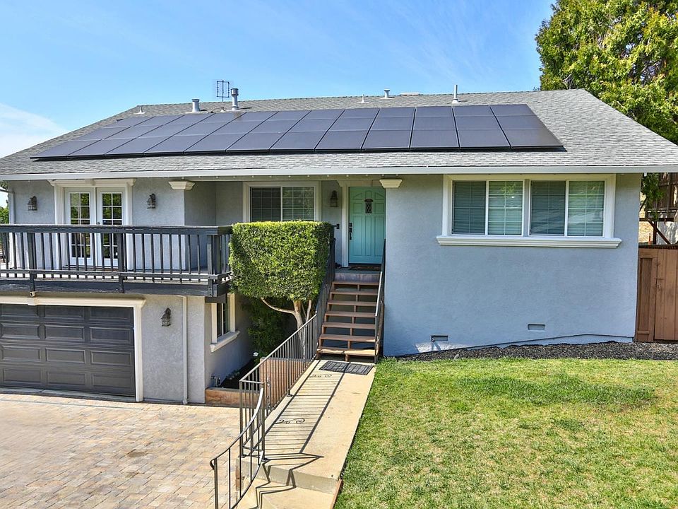 1st image of 3917 Blue Gum Dr