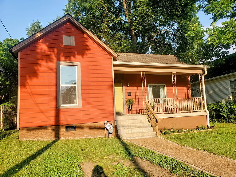 1009 Lischey Ave — Photo 2