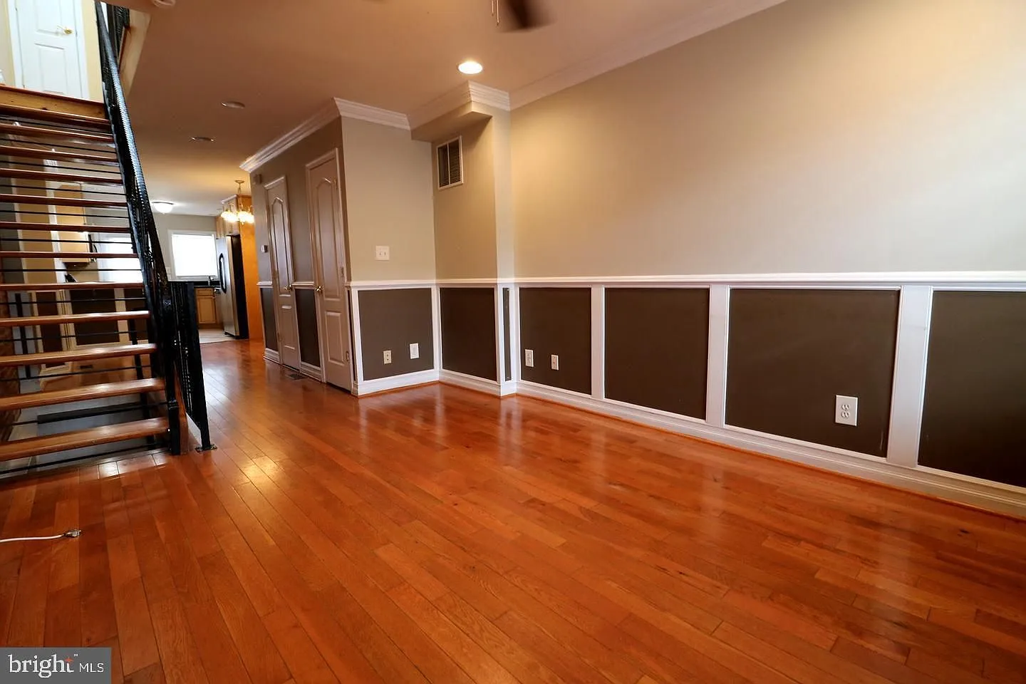 3 bed, 2.5 bath, 1140 sqft, $2,750 — Photo 4