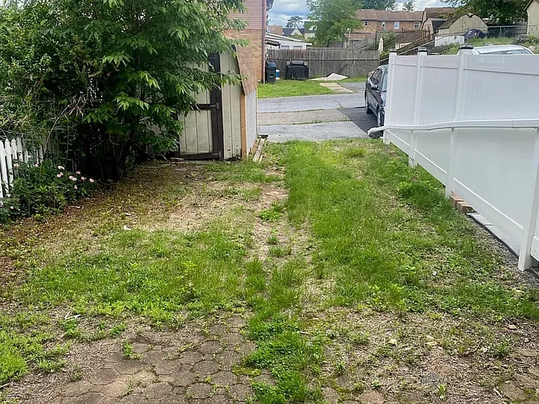 707 S 11th St — Photo 17