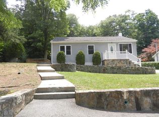 21 Aqueduct Rd, Garrison, NY 10524