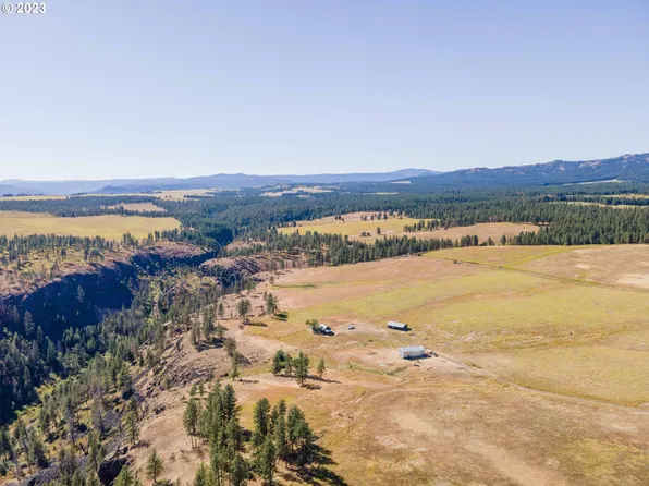 88229 Bartlett Rd, Enterprise, OR 97828