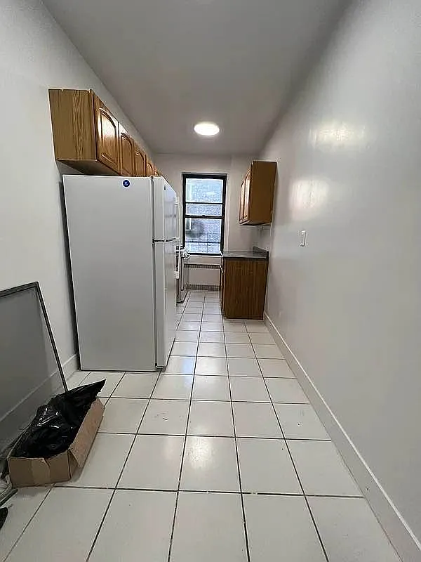 Building Photo - 3351 84th St #5D