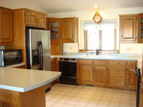 Open kitchen