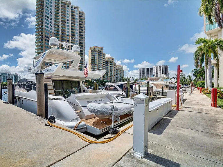 3370 Hidden Bay Dr #1501 — Photo 57