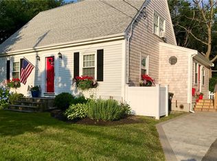 12 Hillside Ave, Newport, RI 02840