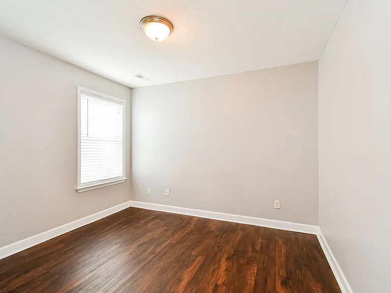 1612 Allston Dr — Photo 14