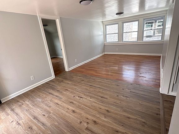 3rd image of 1044 Ann Ave #4