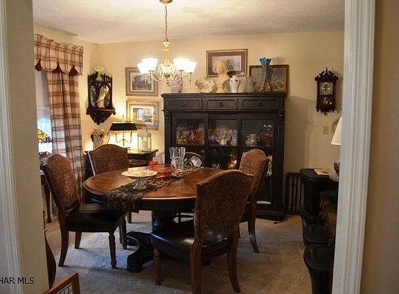 5th image of 4025 Lincoln Dr