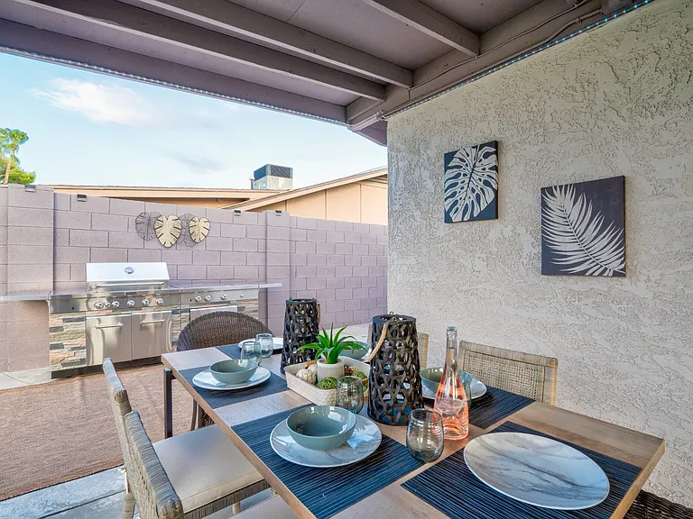 2532 E Desert Cove Ave — Photo 42