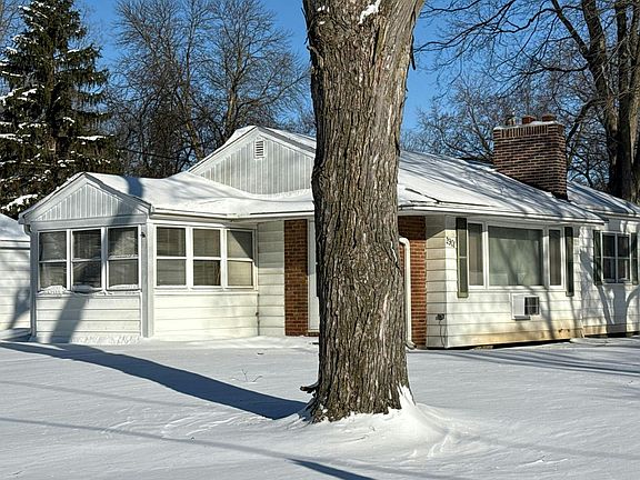 2nd image of 2901 Kyle Ave N