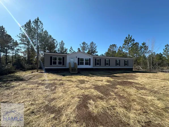 330 Preston Pl NE, Ludowici, GA 31316