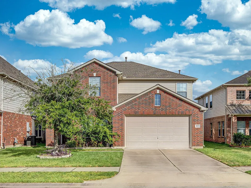 25951 Ravenside Dr