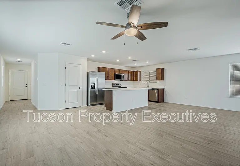 10657 S Astraia Dr — Photo 5