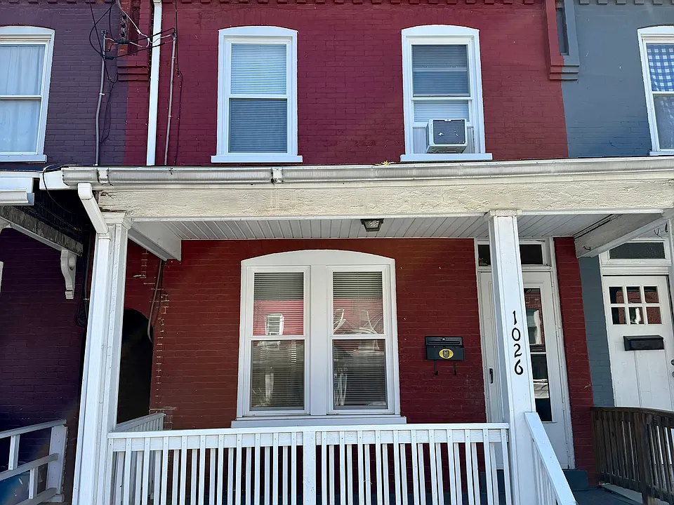 1026 N Lime St