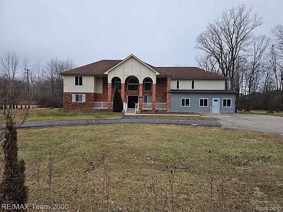 2nd image of 2780 Denton Rd