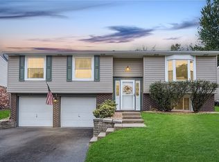 6574 Zupancic Dr, Pittsburgh, PA 15236
