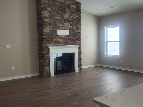 Greatroom w Stone FP