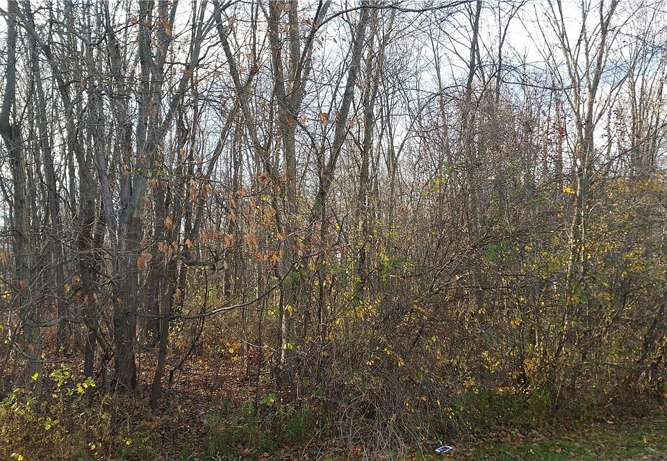 1st image of Roberts Dr