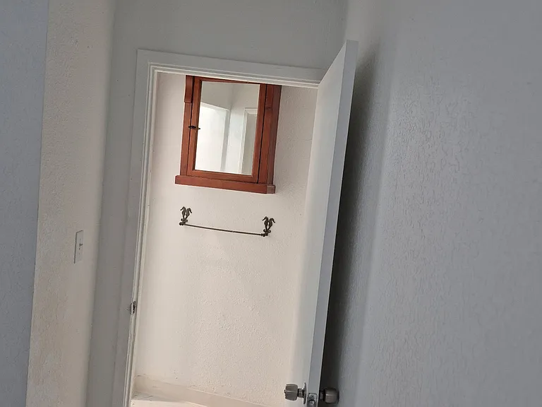 2113 Taylor St #2 — Photo 7