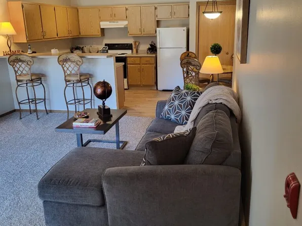 1763 Harrison St #4, Neenah, WI 54956