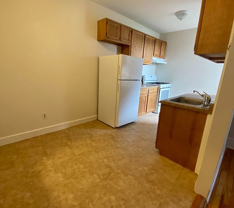 1st image of 311 Main St #5J